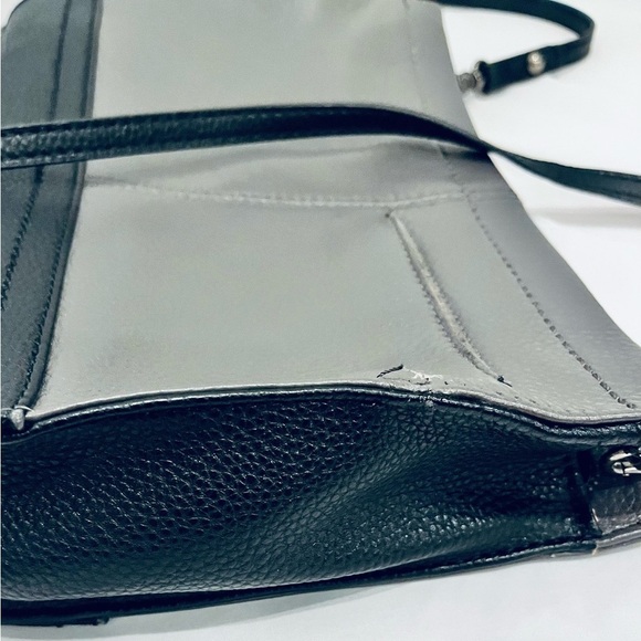 The Sak crossbody bag and wallet set - Picture 6 of 14